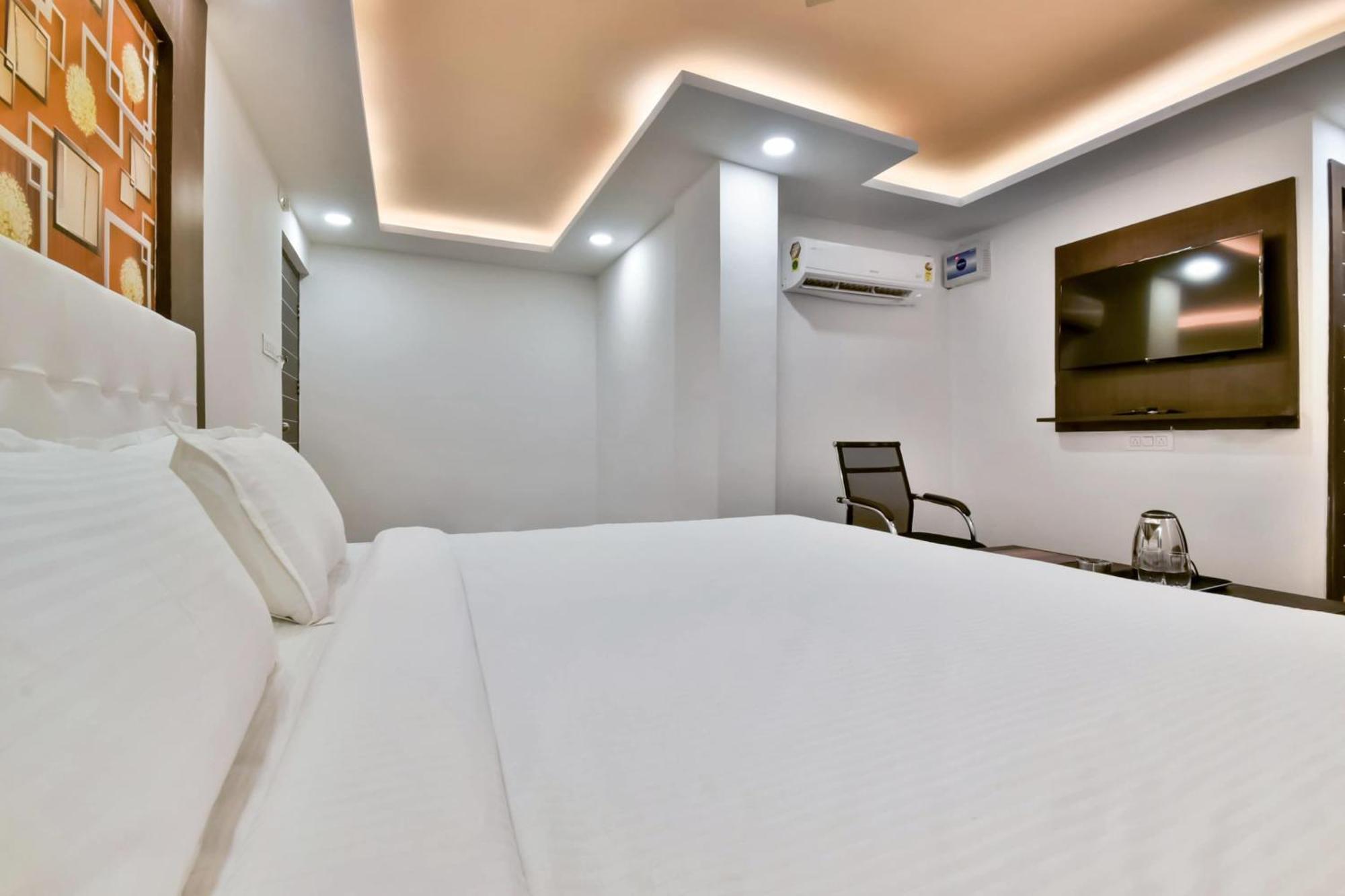 Collection O Addiction Hotel ปัฏนา ภายนอก รูปภาพ