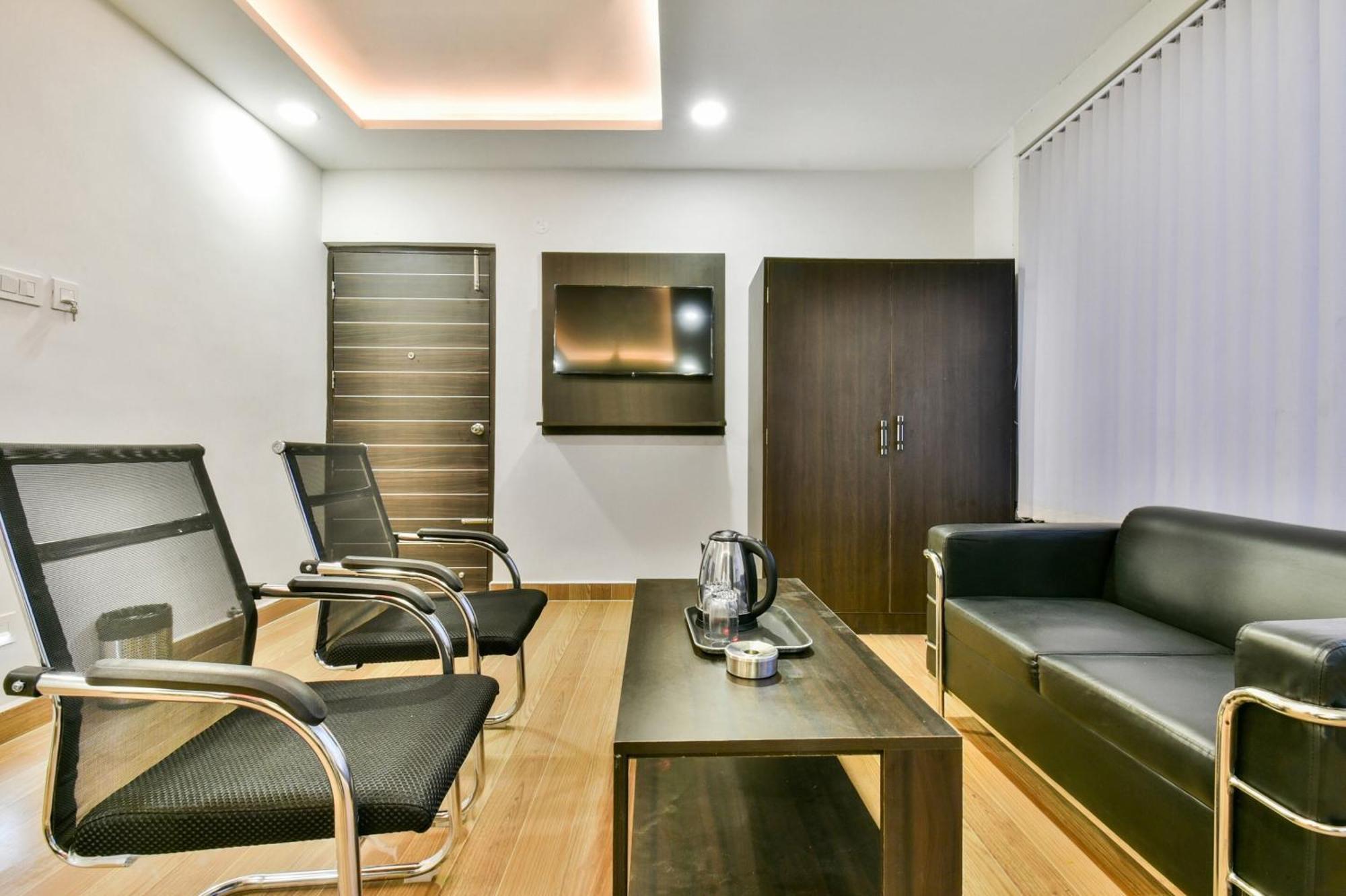 Collection O Addiction Hotel ปัฏนา ภายนอก รูปภาพ